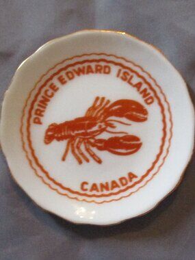 Vintage miniature collectible plate made in Japan  Prince Edward Island Canada